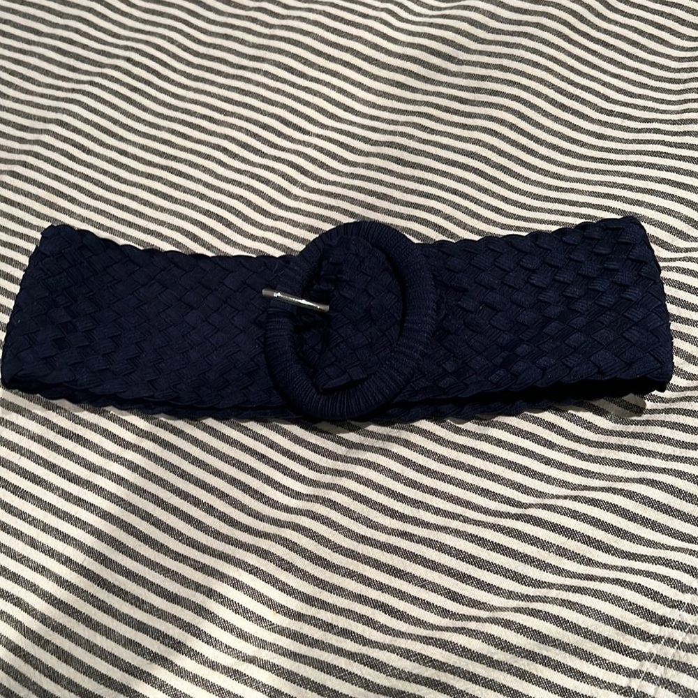 Stretchy navy mesh belt, 30” long by 3.25 “ wide